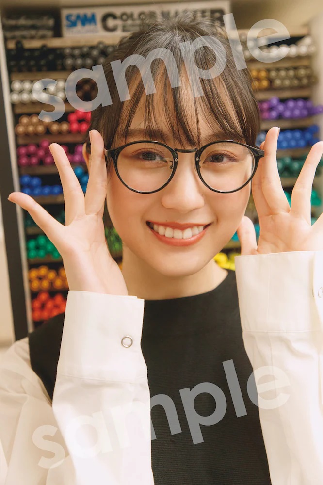 乃木坂46賀喜遥香 1st写真集 「まっさら」